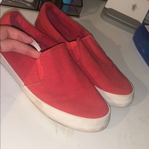 GAP slip ons